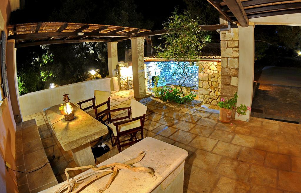 Domus Nostos Villa Apolpaina